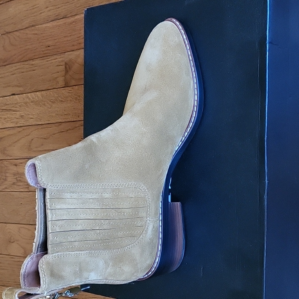 Coach boots